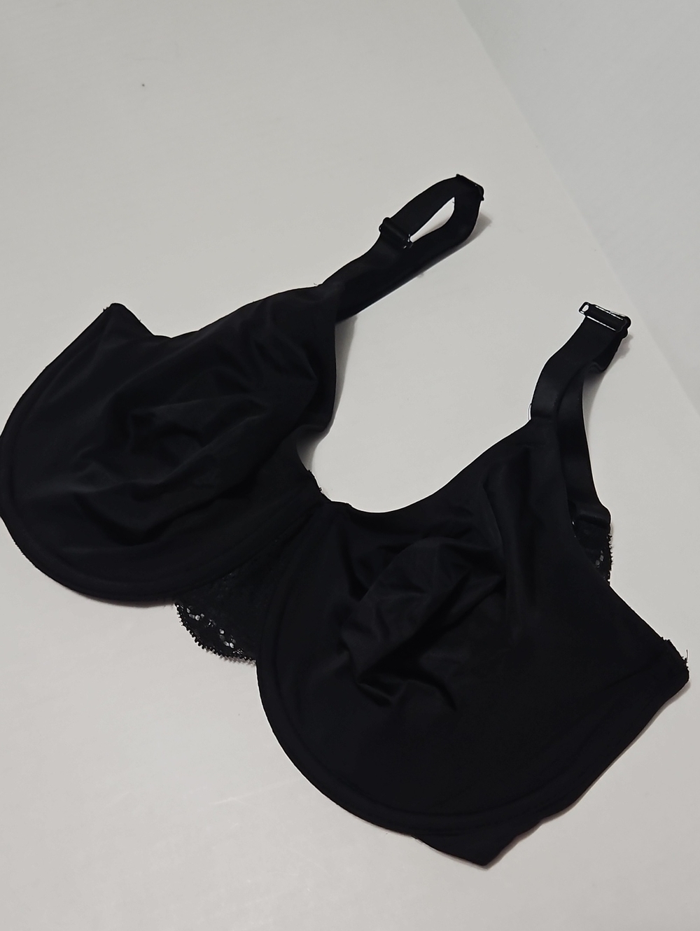 Wacoal Black Full Coverage Lined Underwire Bra Size 32G